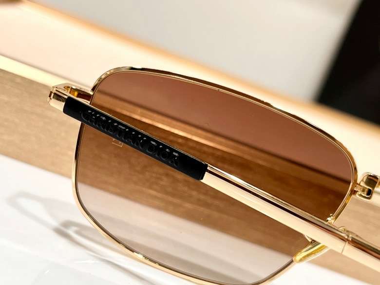 Picture of Dior Sunglasses _SKUfw53678281fw